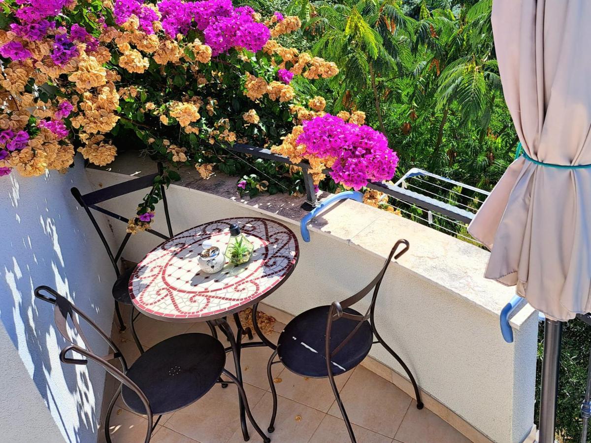 Apartment Oaza Mira Tribalj Екстериор снимка
