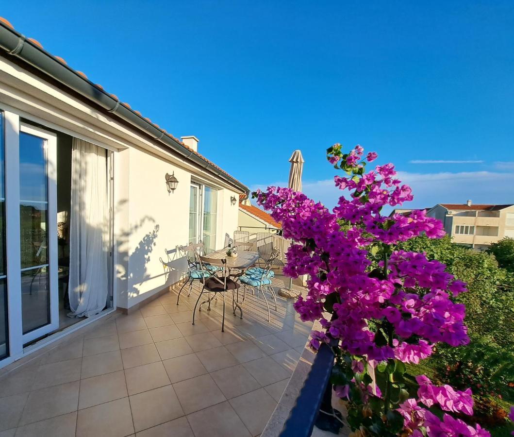 Apartment Oaza Mira Tribalj Екстериор снимка