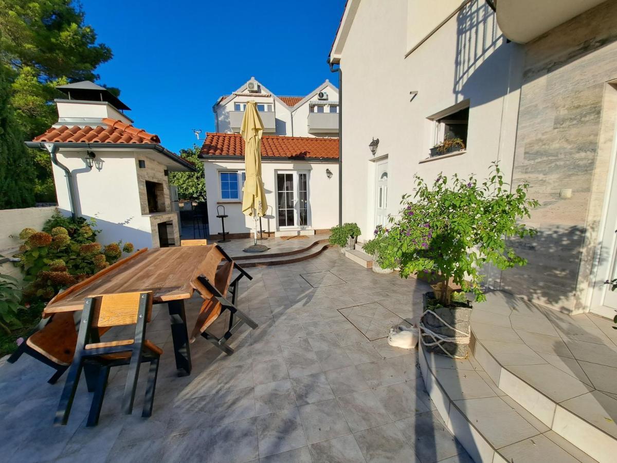 Apartment Oaza Mira Tribalj Екстериор снимка